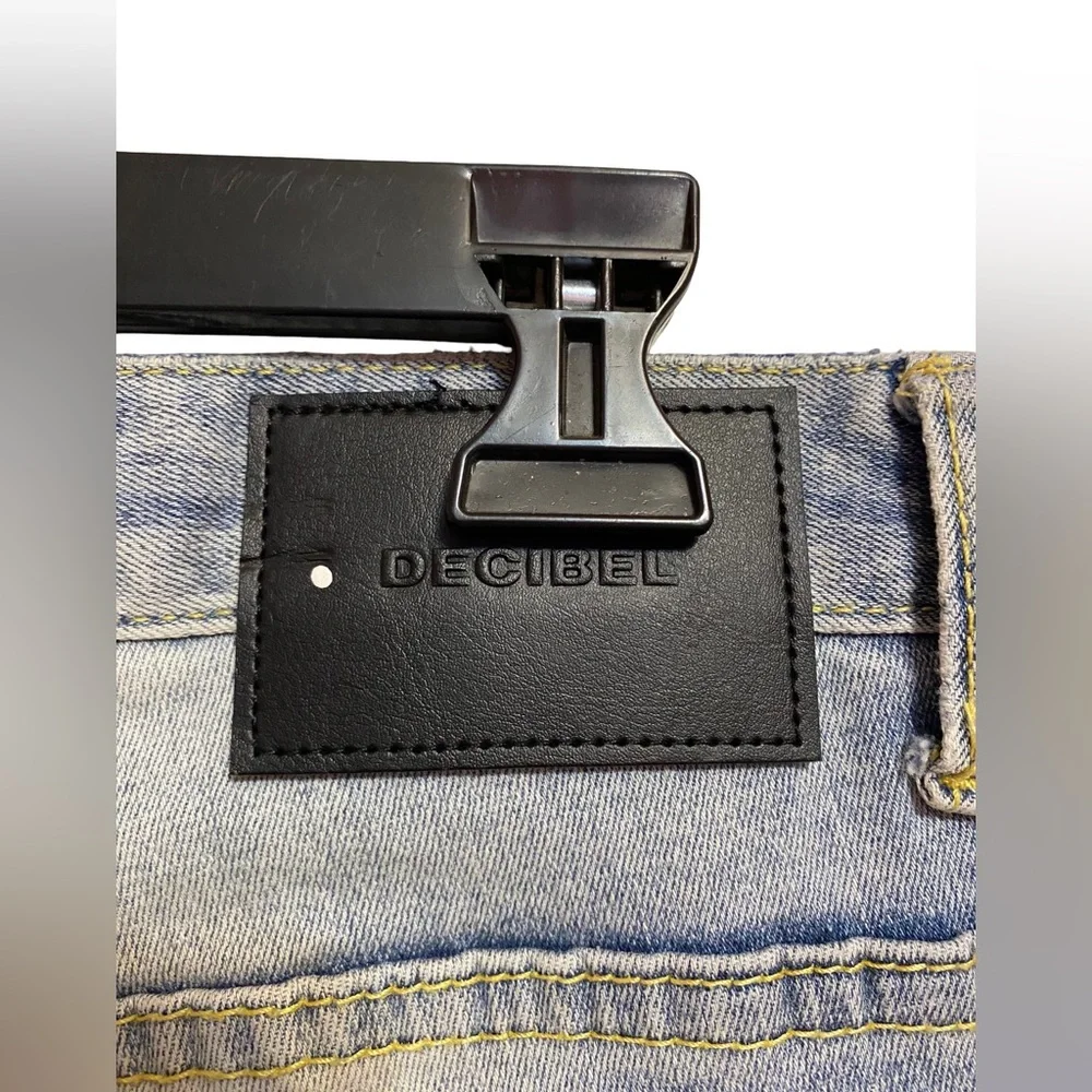 Decibel Streetwear With All Over Graffiti Jeans Mens Size 36/32 - Picture 5 of 6